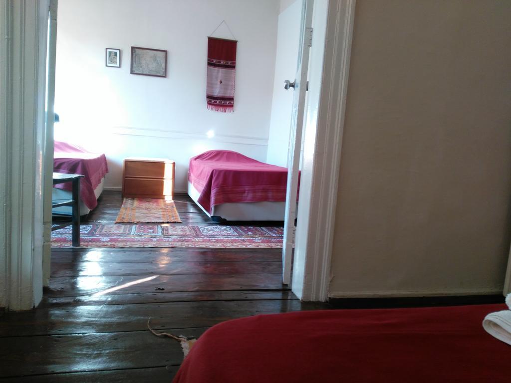 ברגאמה Odyssey Guest House מראה חיצוני תמונה
